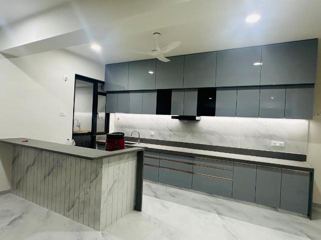 4 BHK Apartment in PDPU Road for rent Gandhinagar. The reference number is 21195443