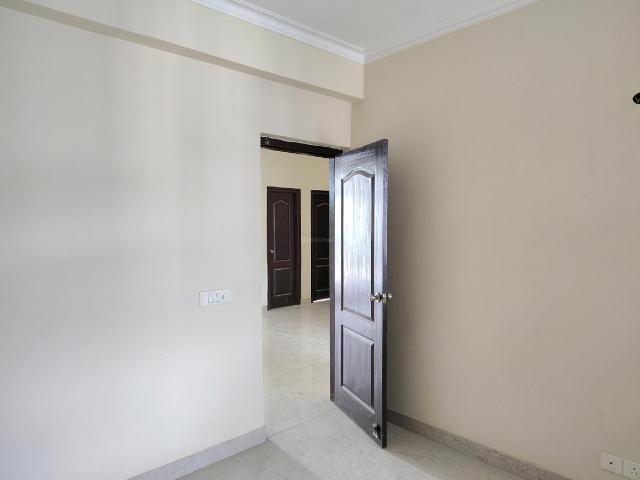 4 BHK Apartment in Phi II for rent Greater Noida. The reference number is 18682678