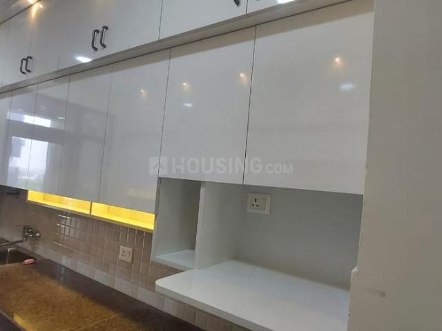 4 BHK Apartment in Phi II for rent Greater Noida. The reference number is 19856123