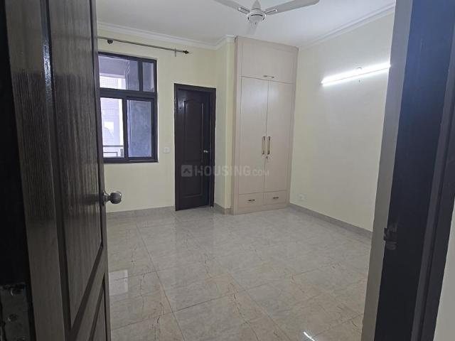 4 BHK Apartment in Phi II for rent Greater Noida. The reference number is 20130160