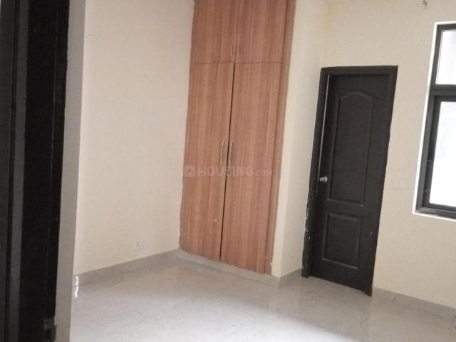 4 BHK Apartment in Phi II for rent Greater Noida. The reference number is 20309948