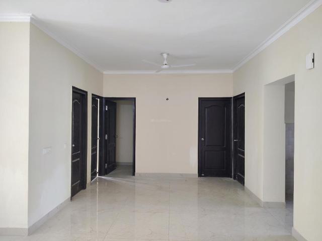 4 BHK Apartment in Phi II for rent Greater Noida. The reference number is 21116057