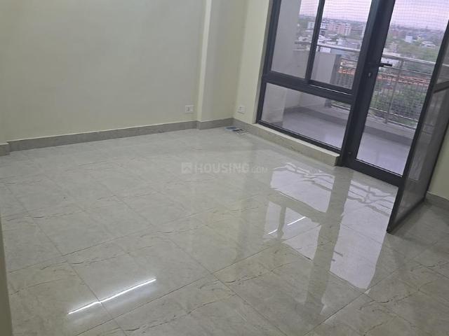 4 BHK Apartment in Phi II for resale Greater Noida. The reference number is 19839659