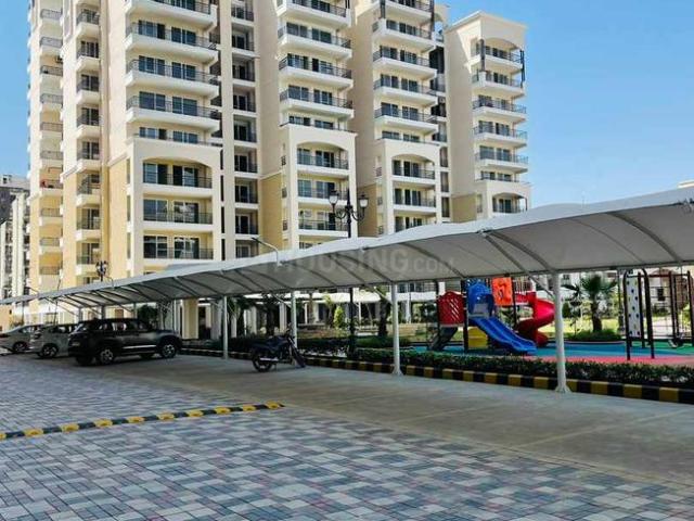 4 BHK Apartment in PR7 Airport Road for resale Zirakpur. The reference number is 15422466