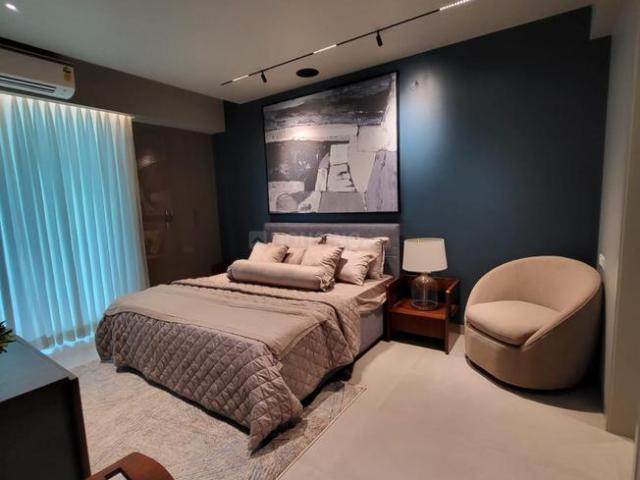 4 BHK Apartment in PR7 Airport Road for resale Zirakpur. The reference number is 21170748