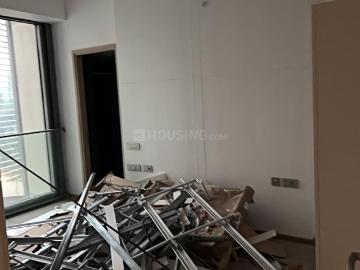 4 BHK Apartment in Prabhadevi for rent Mumbai. The reference number is 19459464
