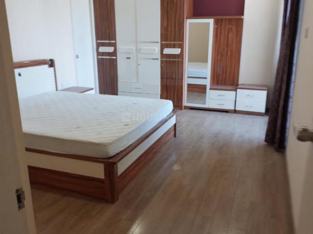4 BHK Apartment in Prahlad Nagar for rent Ahmedabad. The reference number is 20553523