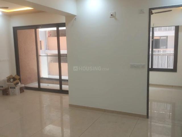 4 BHK Apartment in Prahlad Nagar for rent Ahmedabad. The reference number is 20564068