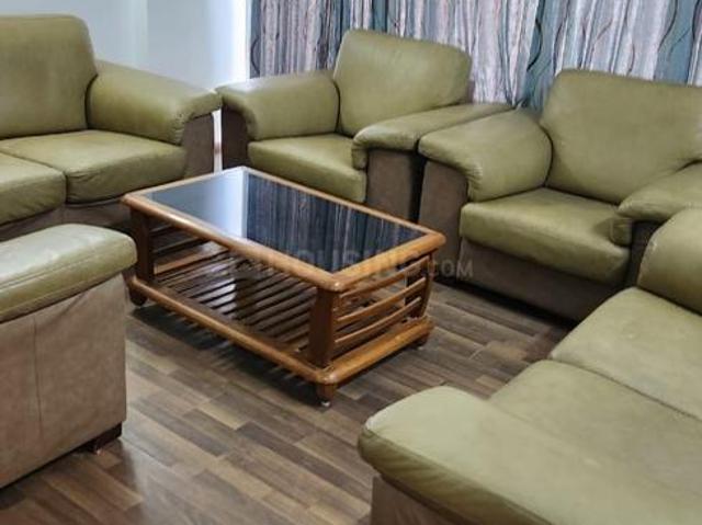 4 BHK Apartment in Prahlad Nagar for rent Ahmedabad. The reference number is 20865268