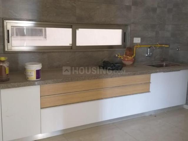 4 BHK Apartment in Prahlad Nagar for rent Ahmedabad. The reference number is 20948431