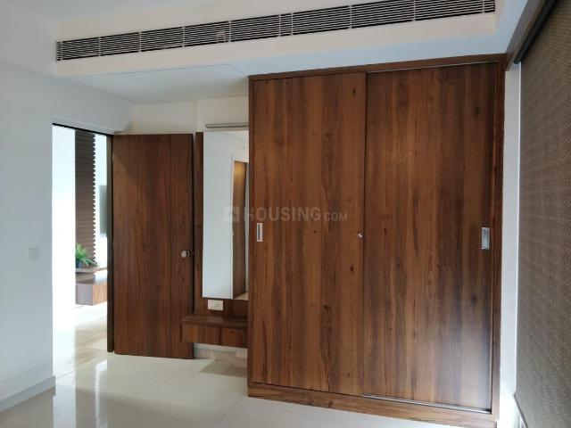 4 BHK Apartment in Prahlad Nagar for rent Ahmedabad. The reference number is 20208762