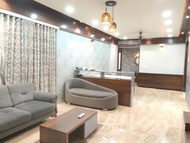 4 BHK Apartment in Prahlad Nagar for rent Ahmedabad. The reference number is 21090002