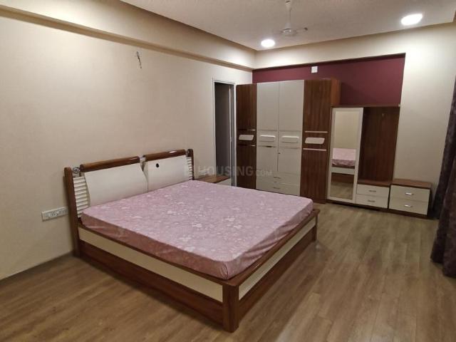 4 BHK Apartment in Prahlad Nagar for resale Ahmedabad. The reference number is 20140344