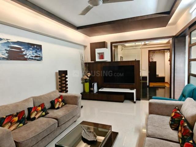 4 BHK Apartment in Prahlad Nagar for resale Ahmedabad. The reference number is 21045012