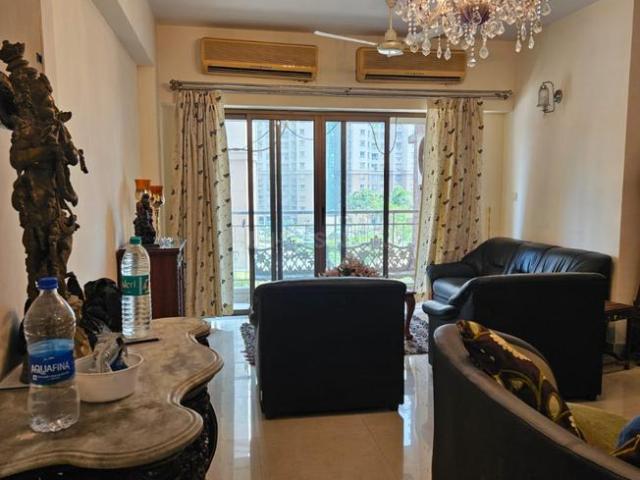 4 BHK Apartment in Prince Anwar Shah Connector for rent Kolkata. The reference number is 19051200