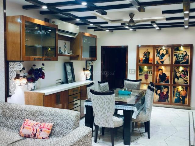 4 BHK Apartment in Prince Anwar Shah Connector for rent Kolkata. The reference number is 21057894