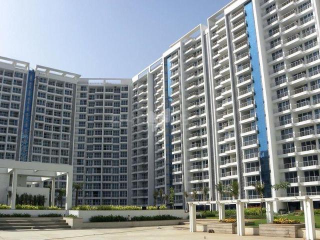 4 BHK Apartment in Pushpak Nagar for rent Navi Mumbai. The reference number is 18367624