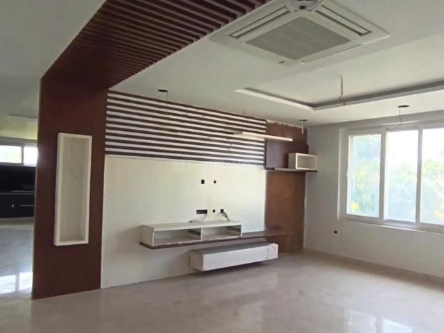 4 BHK Apartment in RMV Extension Stage 2 for resale Bengaluru. The reference number is 15716566