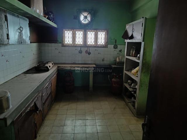 4 BHK Apartment in Royapettah for resale Chennai. The reference number is 12572659