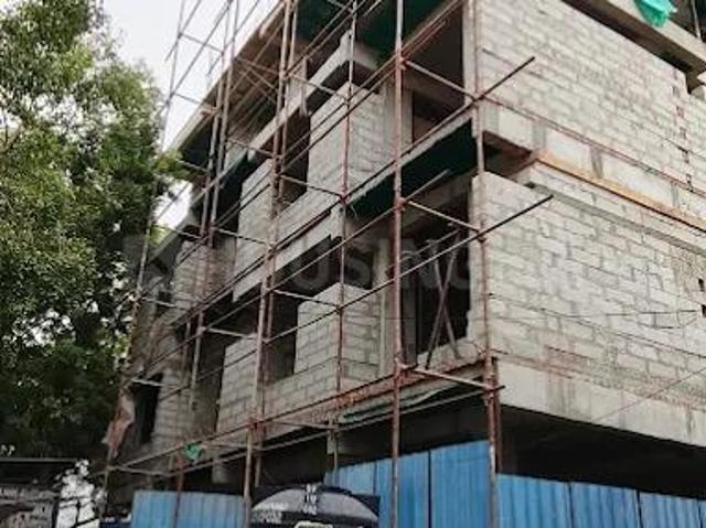 4 BHK Apartment in Royapettah for resale Chennai. The reference number is 21048896