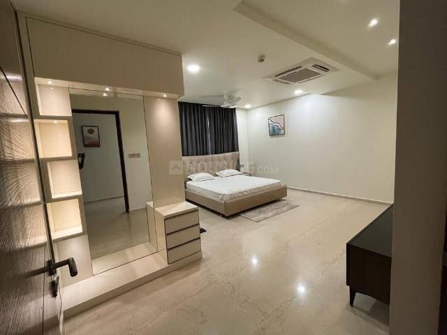 4 BHK Apartment in Rai Durg for rent Hyderabad. The reference number is 18940174