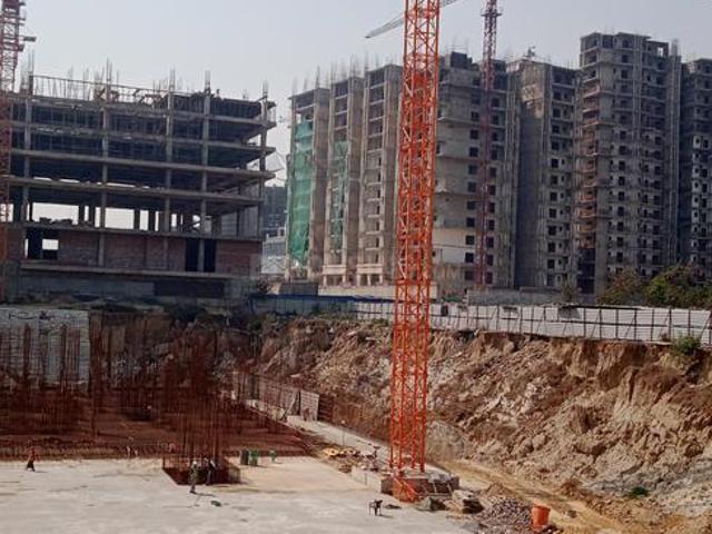 4 BHK Apartment in Raj Nagar Extension for resale Ghaziabad. The reference number is 19545704