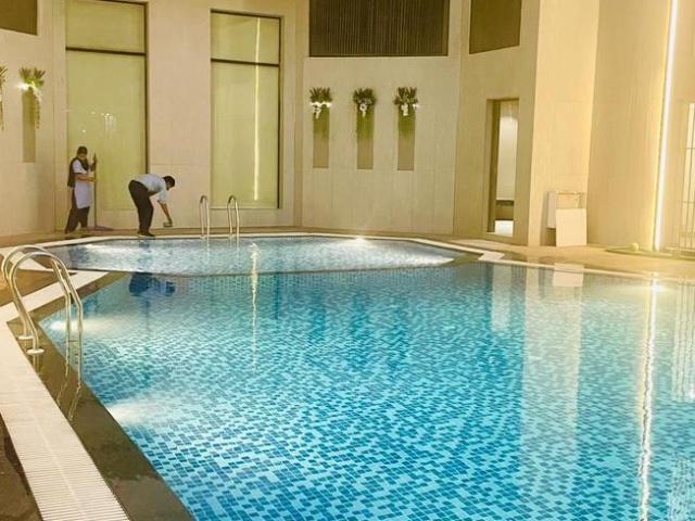 4 BHK Apartment in Raj Nagar for resale Ghaziabad. The reference number is 20271521