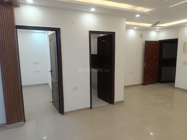 4 BHK Apartment in Raj Nagar for resale Ghaziabad. The reference number is 21143412