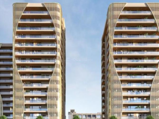 4 BHK Apartment in Ramgarh Bhudda for resale Zirakpur. The reference number is 21127707