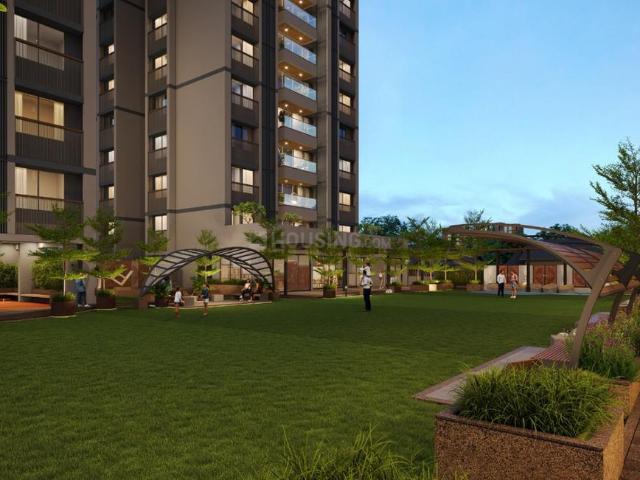 4 BHK Apartment in Ramdev Nagar for resale Ahmedabad. The reference number is 17224164