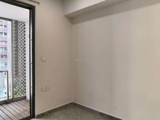 4 BHK Apartment in Worli for rent Mumbai. The reference number is 19810823