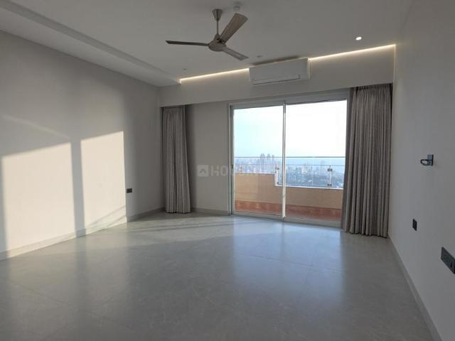 4 BHK Apartment in Worli for rent Mumbai. The reference number is 20571402