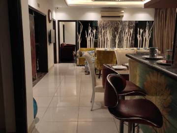 4 BHK Apartment in Wave City for rent Ghaziabad. The reference number is 19296339