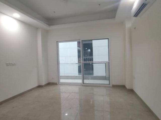 4 BHK Apartment in Wave City for rent Ghaziabad. The reference number is 20746275