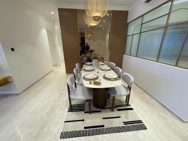 4 BHK Apartment in Wadala East for resale Mumbai. The reference number is 21009578