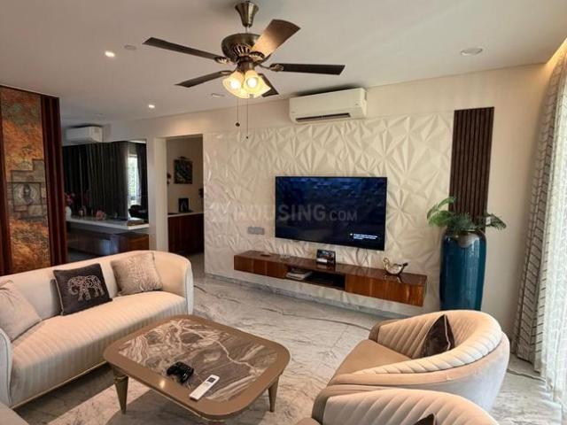 4 BHK Apartment in Wakad for rent Pune. The reference number is 20647427