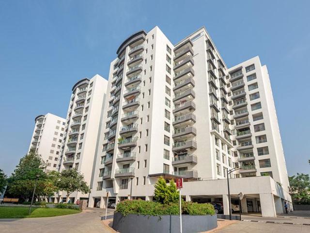 4 BHK Apartment in Wakad for resale Pune. The reference number is 21271340