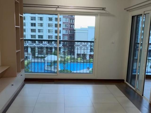 4 BHK Apartment in Whitefield for rent Bengaluru. The reference number is 20975648