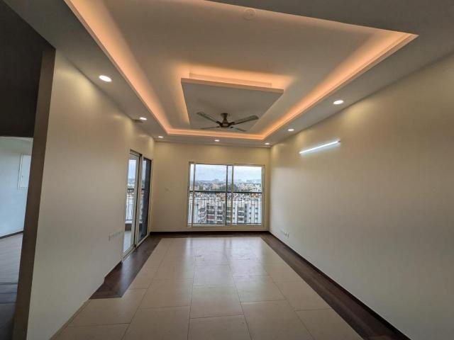 4 BHK Apartment in Whitefield for rent Bengaluru. The reference number is 20982559