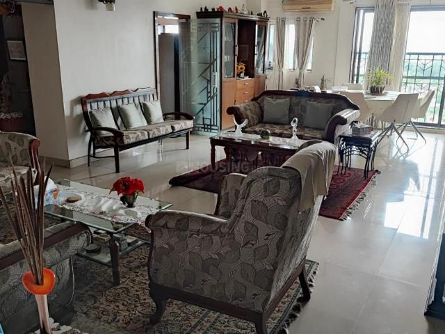 4 BHK Apartment in Tollygunge for resale Kolkata. The reference number is 15333348
