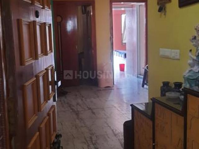 4 BHK Apartment in Topsia for resale Kolkata. The reference number is 18783343