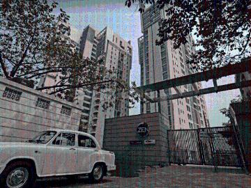 4 BHK Apartment in Topsia for resale Kolkata. The reference number is 20540824