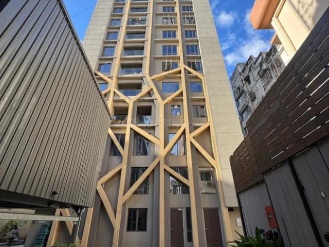 4 BHK Apartment in Taltala for rent Kolkata. The reference number is 21241134