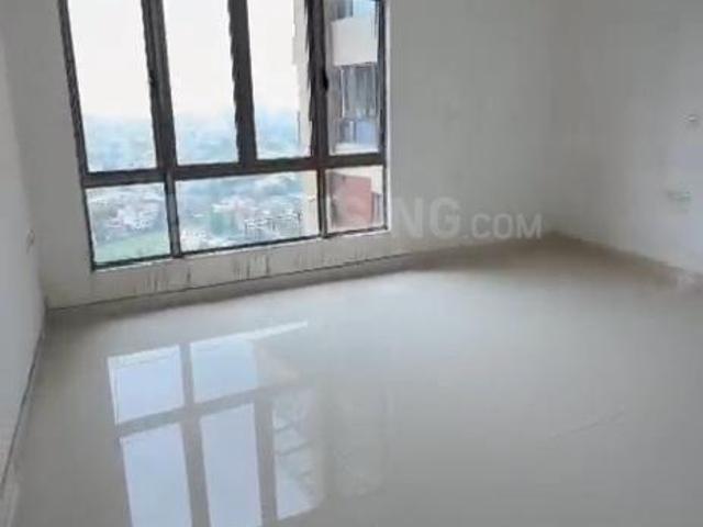 4 BHK Apartment in Tangra for rent Kolkata. The reference number is 21039505