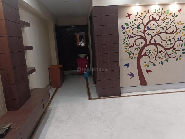 4 BHK Apartment in Tangra for resale Kolkata. The reference number is 20073548
