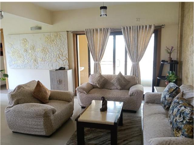 4 BHK Apartment in Tangra for resale Kolkata. The reference number is 20750478