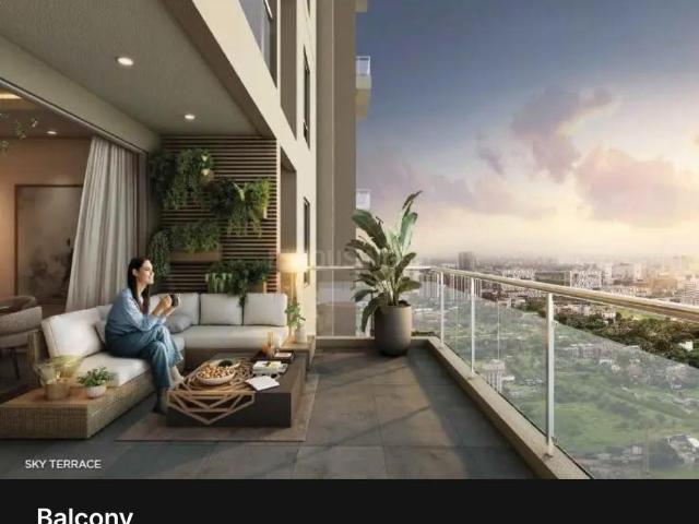 4 BHK Apartment in Tangra for resale Kolkata. The reference number is 20792506