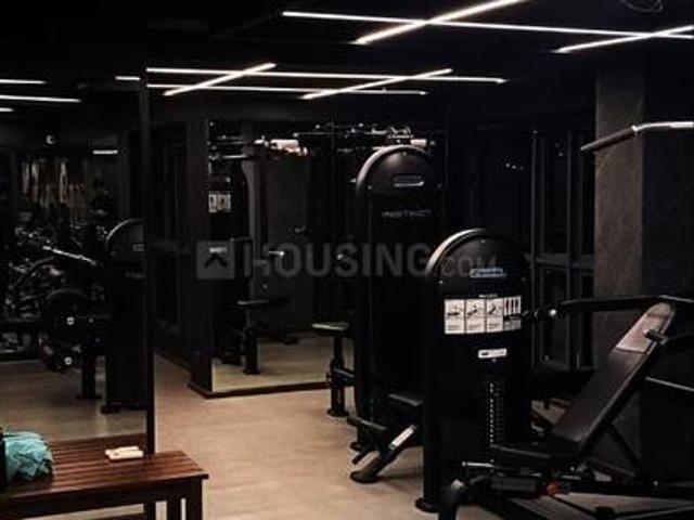 4 BHK Apartment in Tangra for resale Kolkata. The reference number is 20792510