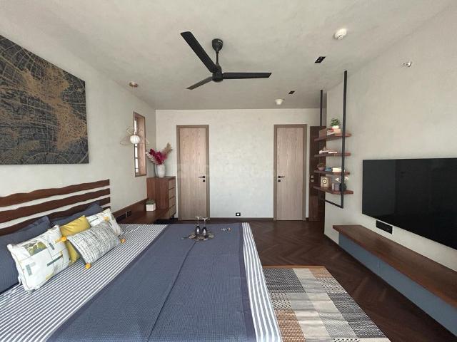 4 BHK Apartment in Tardeo for rent Mumbai. The reference number is 18925165