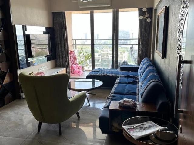 4 BHK Apartment in Thaltej for rent Ahmedabad. The reference number is 18778833